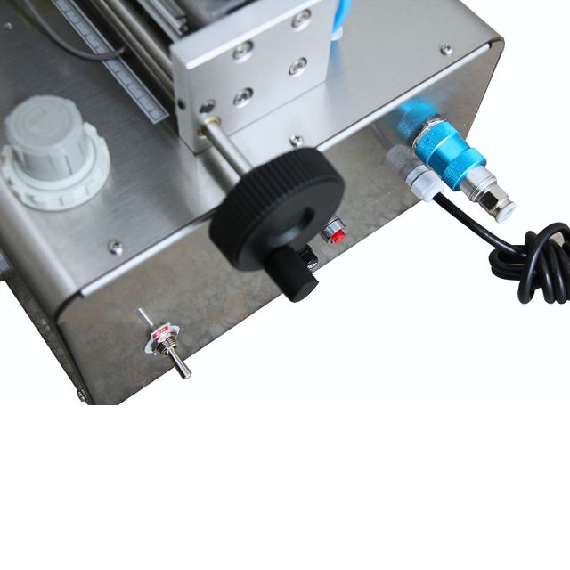 Semi-Automatic Paste Filling Machine With Mixing Hopper (500-3000ml) GW-1 (500-3000ml)