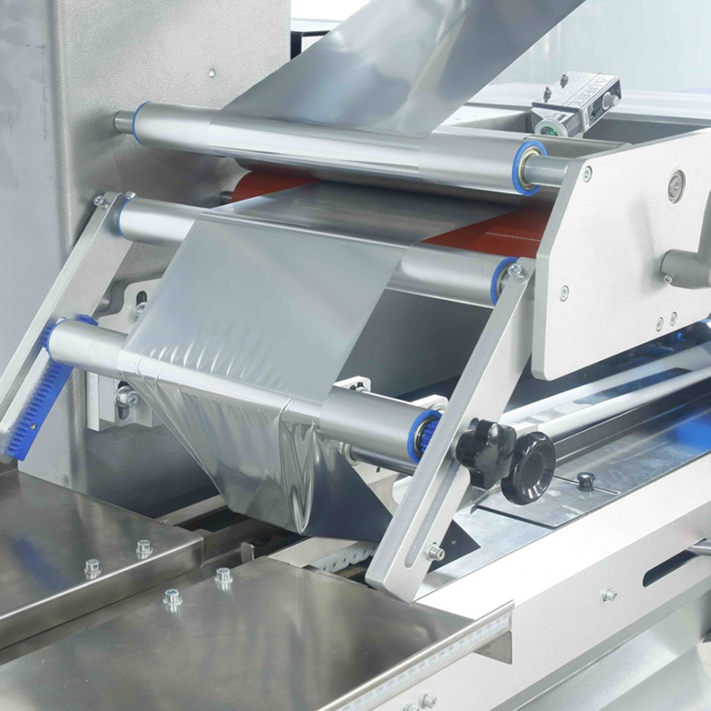 Pillow Packing Machine Up Film DZB350U